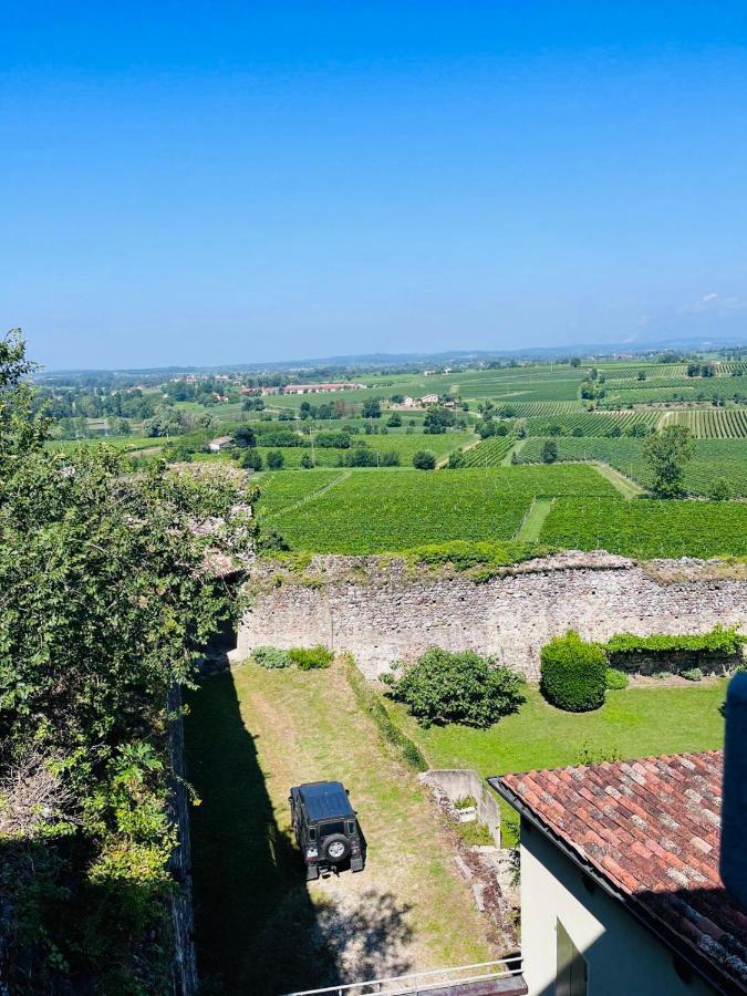 Apartmán Thomas' Castle Pozzolengo Exteriér fotografie