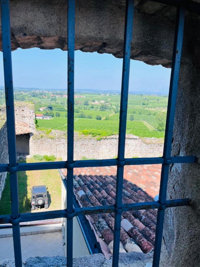 Apartmán Thomas' Castle Pozzolengo Exteriér fotografie